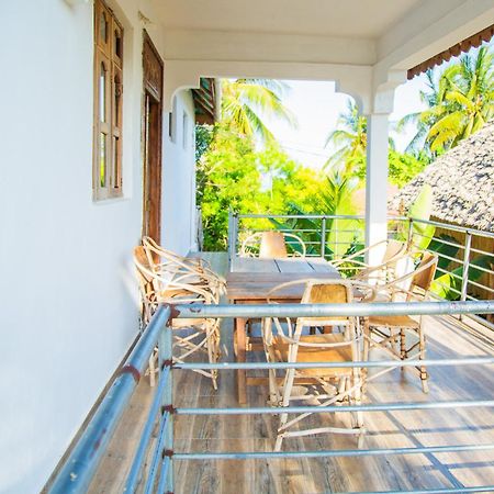 Pamoja Beach Stays Hotel In Jambiani ジャンビアニ エクステリア 写真